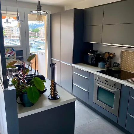 Location Mandelieu, Piscines Privees, Garage, Proche Des Plages * Mandelieu